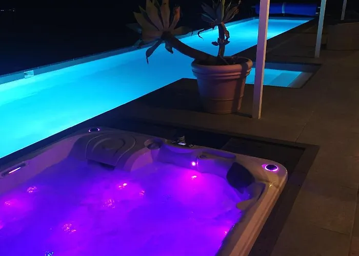 Casa With A Private 25 Meter Heated Pool Semesterbostad