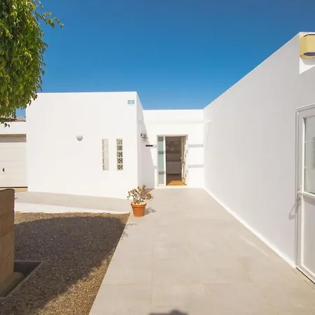 Vakantiehuis Casa Private 25m Heated Pool With Hydraulic Mobility Lift Conil