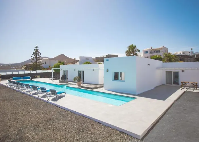 بيت للعطل Casa With A Private 25 Meter Heated Pool Conil