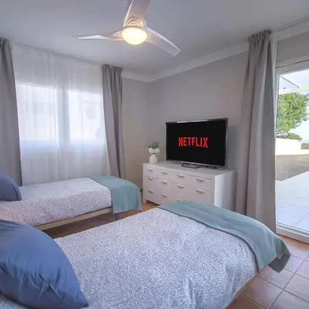 Holiday home Casa With A Private 25 Meter Heated Pool Conil